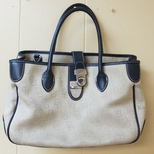 Dooney and Bourke purse